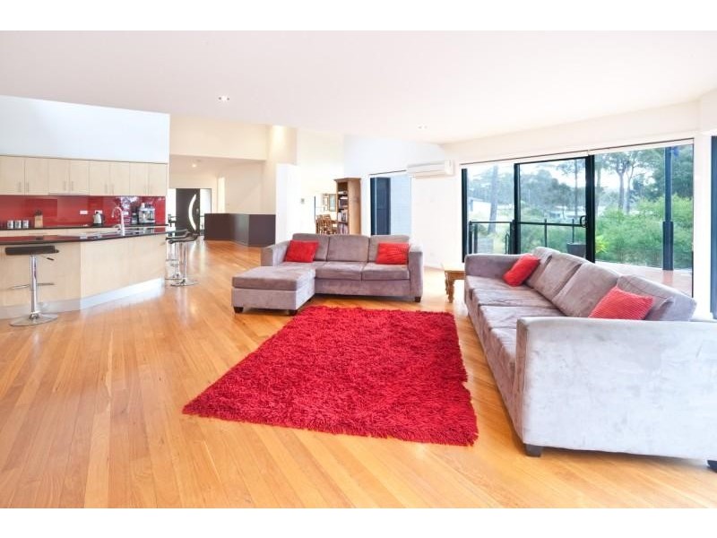 16 Kangaroo  Run, Tura Beach NSW 2548