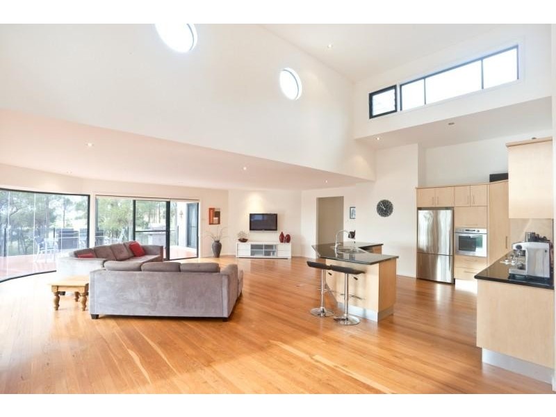 16 Kangaroo  Run, Tura Beach NSW 2548