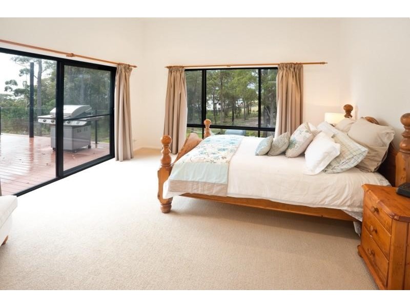 16 Kangaroo  Run, Tura Beach NSW 2548
