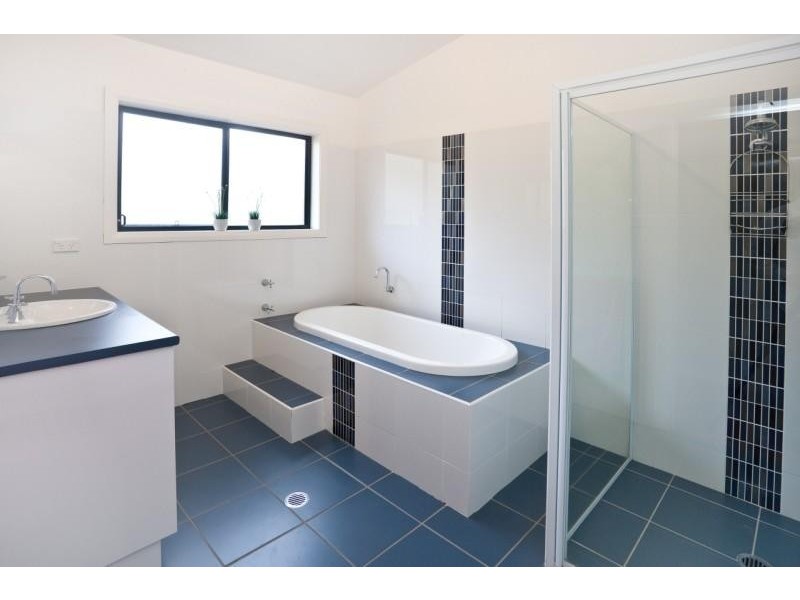 16 Kangaroo  Run, Tura Beach NSW 2548