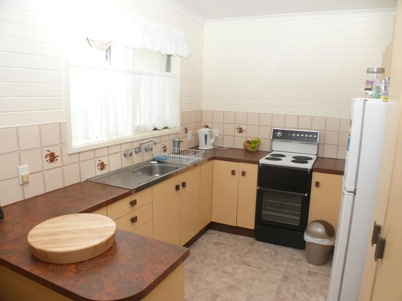 2/11 Kyeamba St, Merimbula NSW 2548