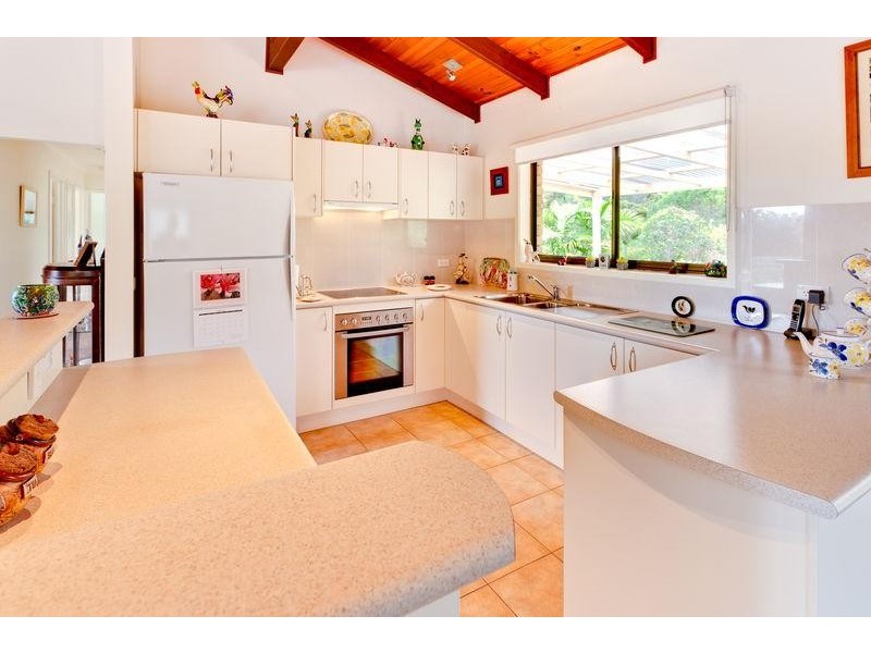 11 Hakea  Pl, Tura Beach NSW 2548