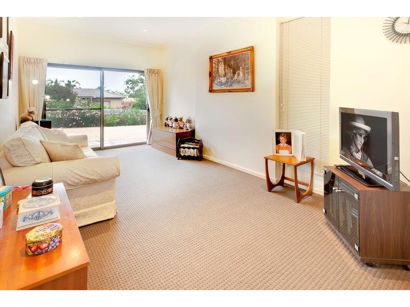 11 Hakea  Pl, Tura Beach NSW 2548