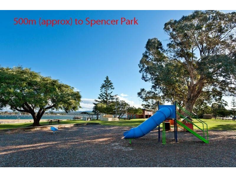 54 Lakeview  Ave, Merimbula NSW 2548