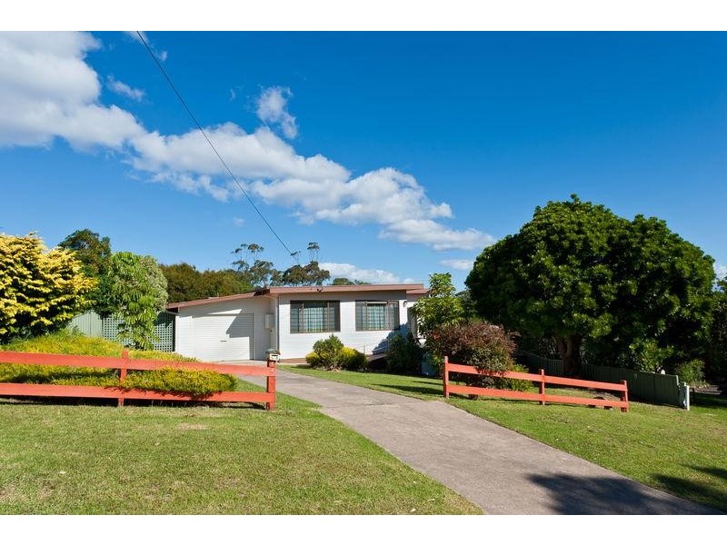 54 Lakeview  Ave, Merimbula NSW 2548
