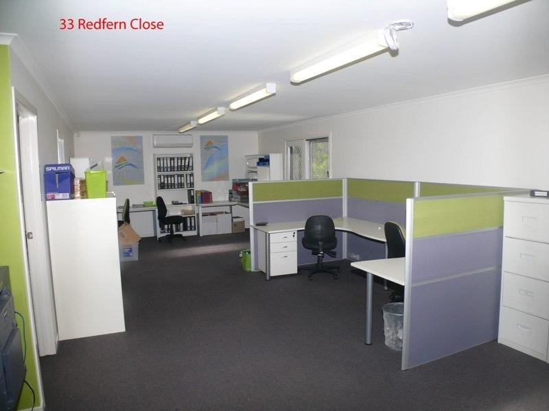 33 & 35 Redfern Cl, South Pambula NSW 2549