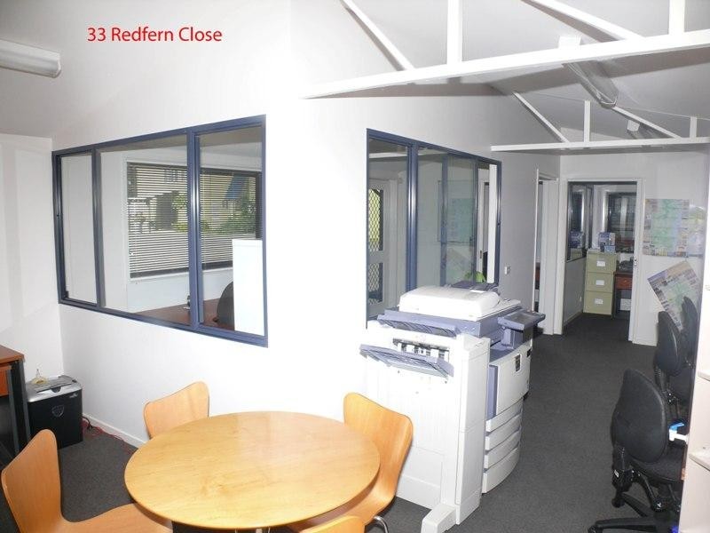 33 & 35 Redfern Cl, South Pambula NSW 2549