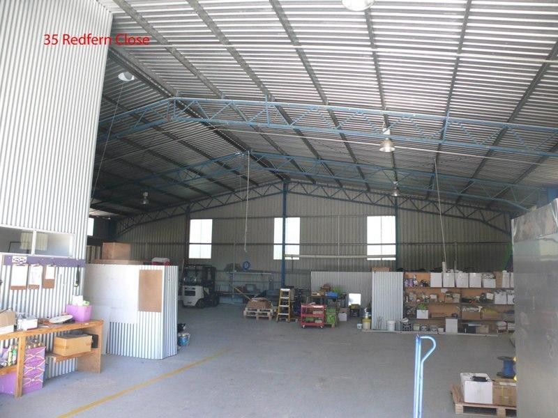 33 & 35 Redfern Cl, South Pambula NSW 2549