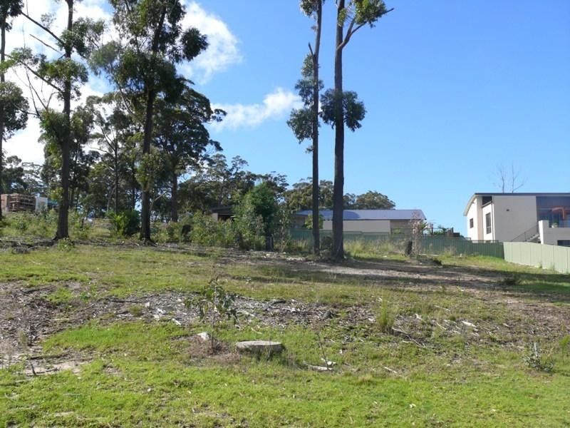 40 The Crest 0, Merimbula NSW 2548