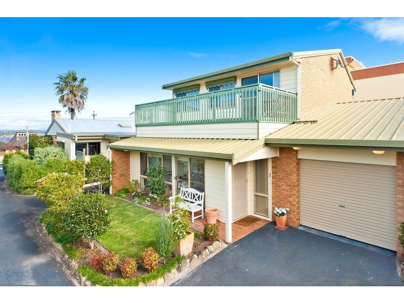 2/65 Main  St, Merimbula NSW 2548