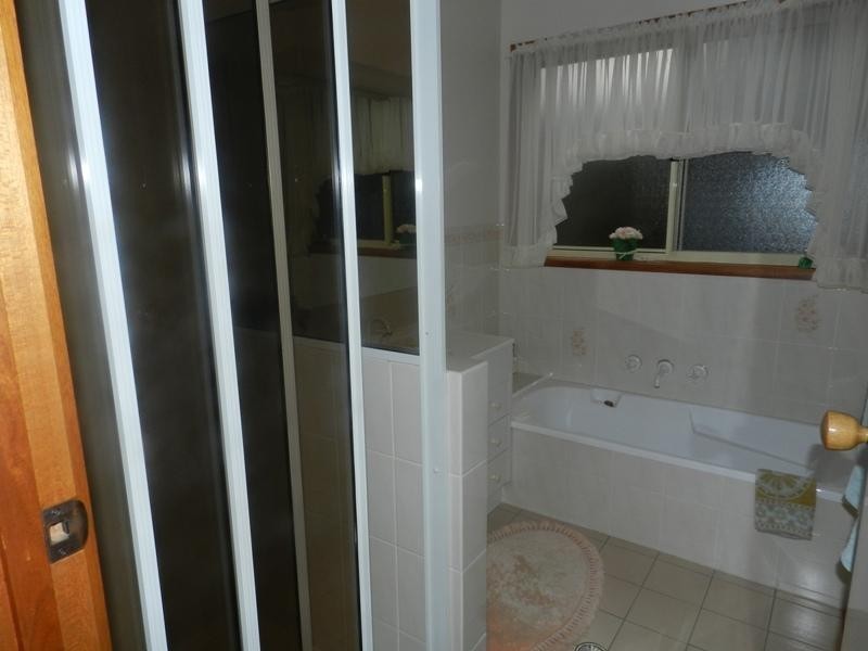 2/13 Berrambool  Dr, Merimbula NSW 2548
