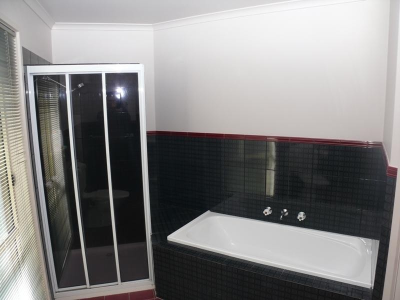 48 Surf  Cir, Tura Beach NSW 2548