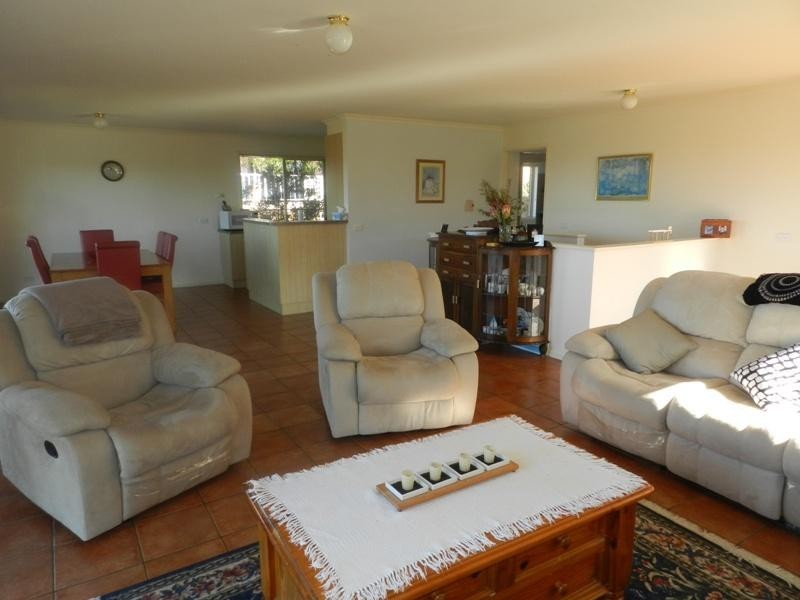 43 Yarrawood Ave, Merimbula NSW 2548