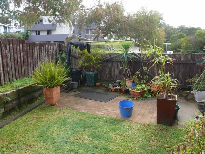 1/1 Surf Cir, Tura Beach NSW 2548