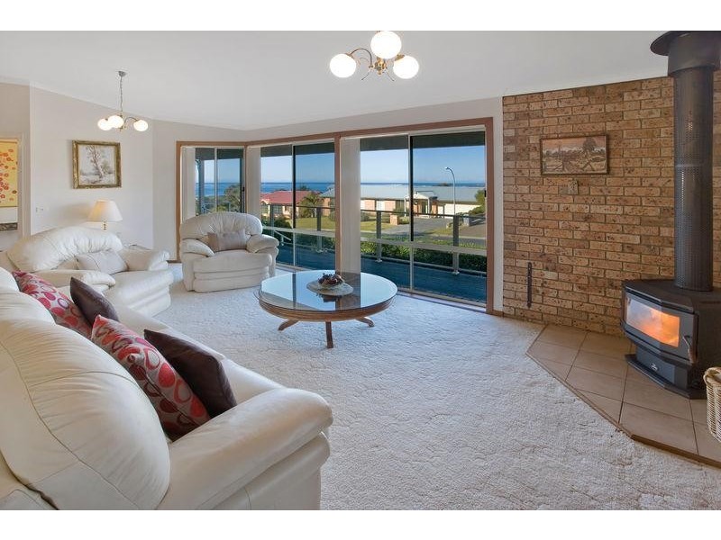 93 Pacific  Way, Tura Beach NSW 2548