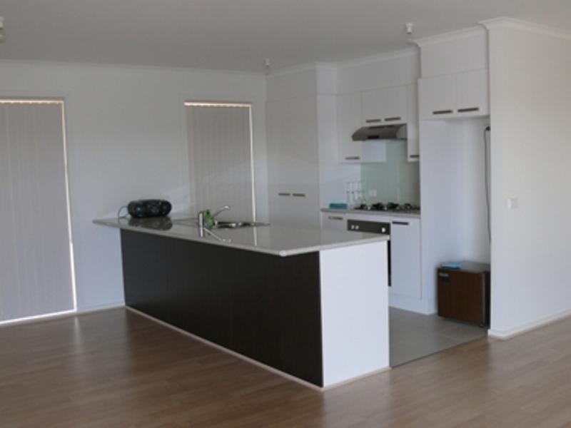4 Warn Cl, Merimbula NSW 2548