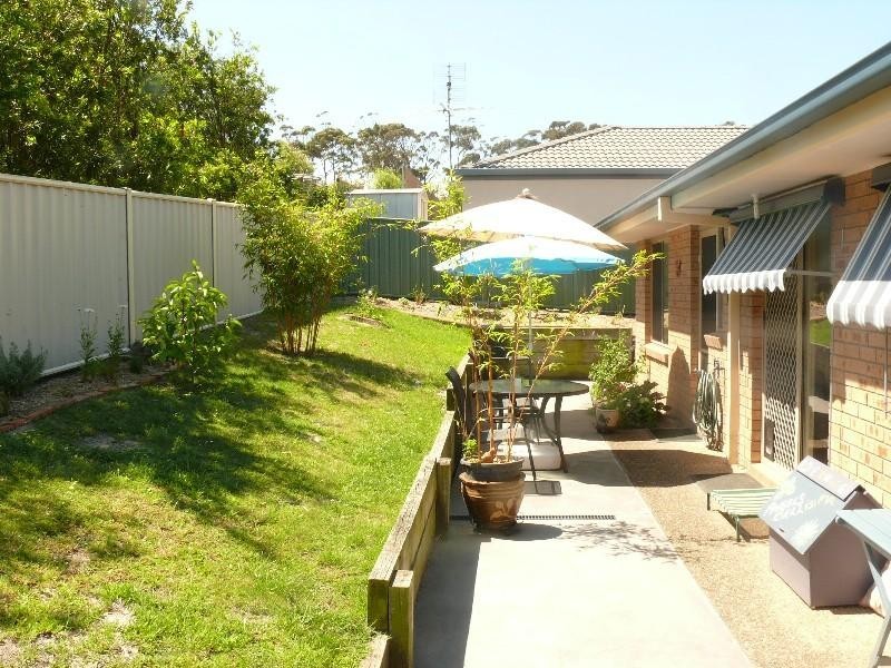2/68 Headland Dr, Tura Beach NSW 2548