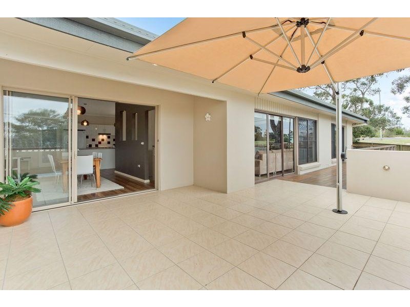4 Lakeview Ave, Merimbula NSW 2548