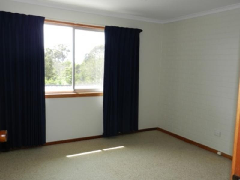 2/69 Monaro St, Merimbula NSW 2548