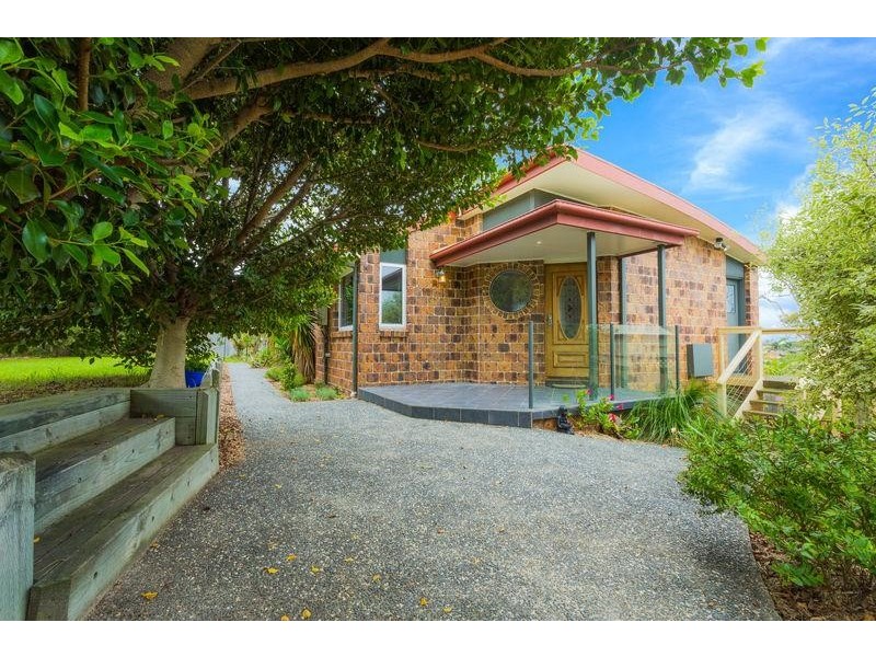 5 Emily Lane, Tura Beach NSW 2548