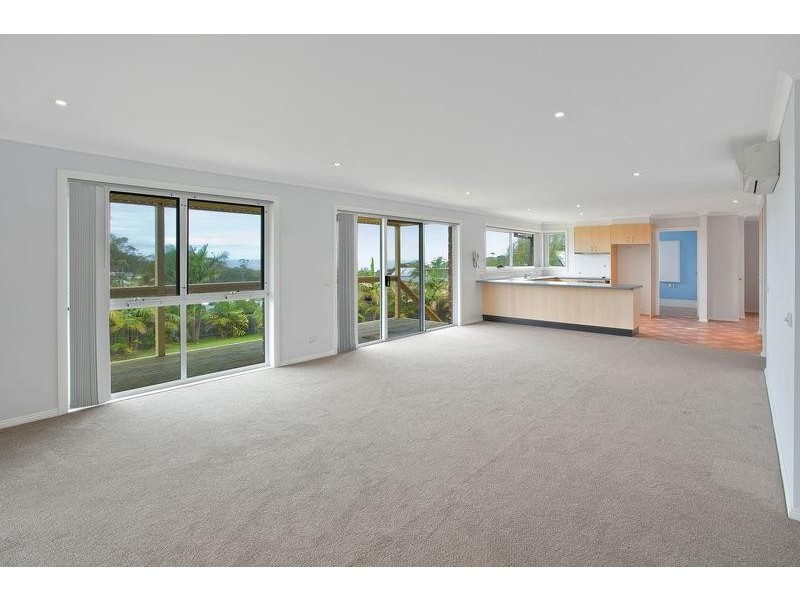 5 Emily Lane, Tura Beach NSW 2548