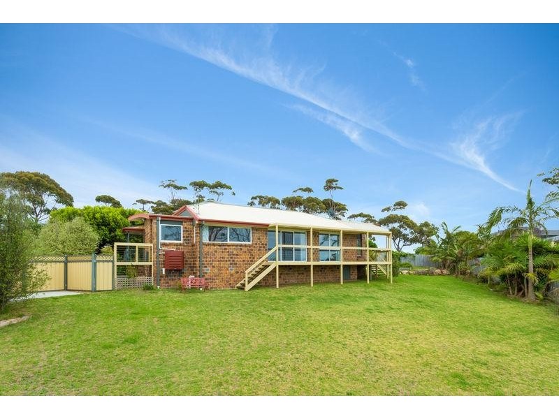 5 Emily Lane, Tura Beach NSW 2548
