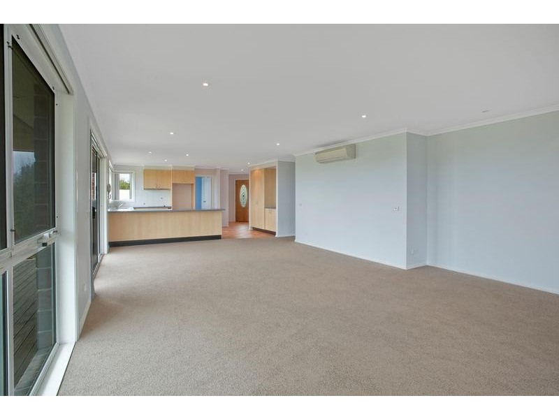 5 Emily Lane, Tura Beach NSW 2548