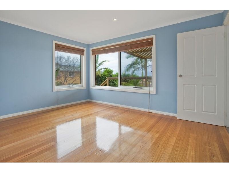 5 Emily Lane, Tura Beach NSW 2548