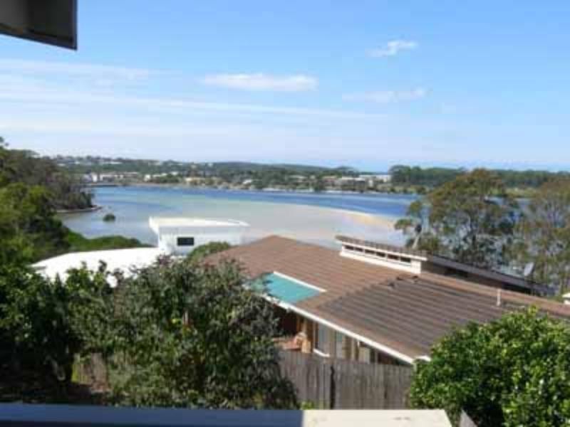 4 Otway Cl, Merimbula NSW 2548