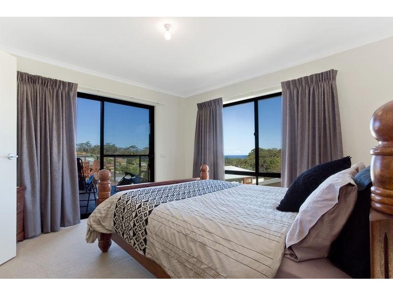 4D Elizabeth Pde, Tura Beach NSW 2548