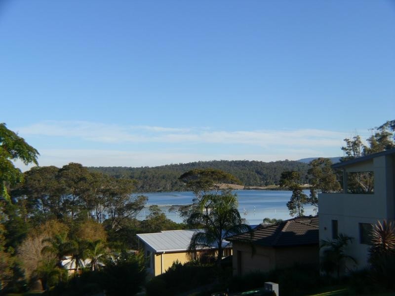 9 Tern Cl, Merimbula NSW 2548