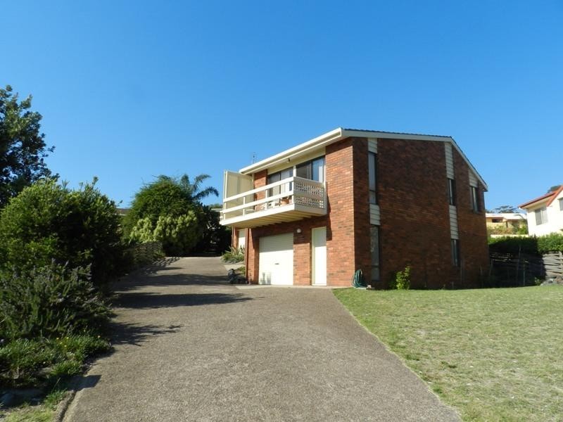 2/4 Banksia Ct, Tura Beach NSW 2548