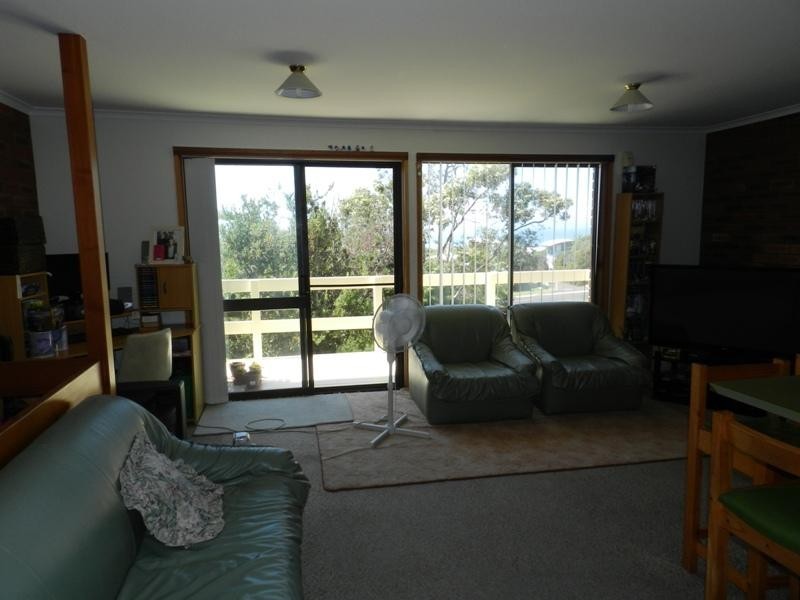 2/4 Banksia Ct, Tura Beach NSW 2548