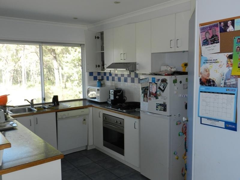 28 Elizabeth Pde, Tura Beach NSW 2548