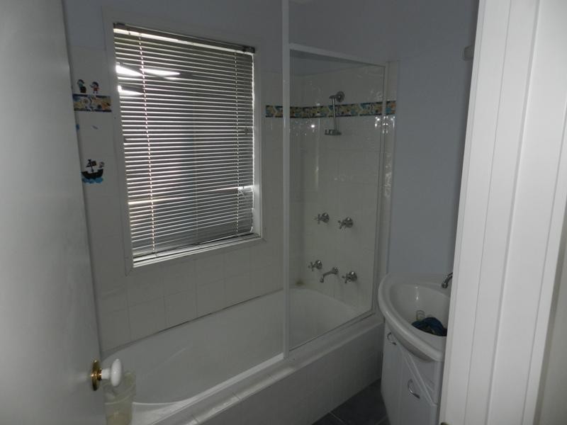 28 Elizabeth Pde, Tura Beach NSW 2548