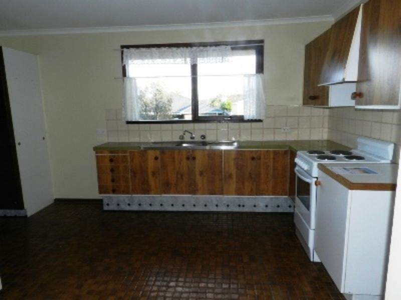 2 Melaleuca Ct, Tura Beach NSW 2548