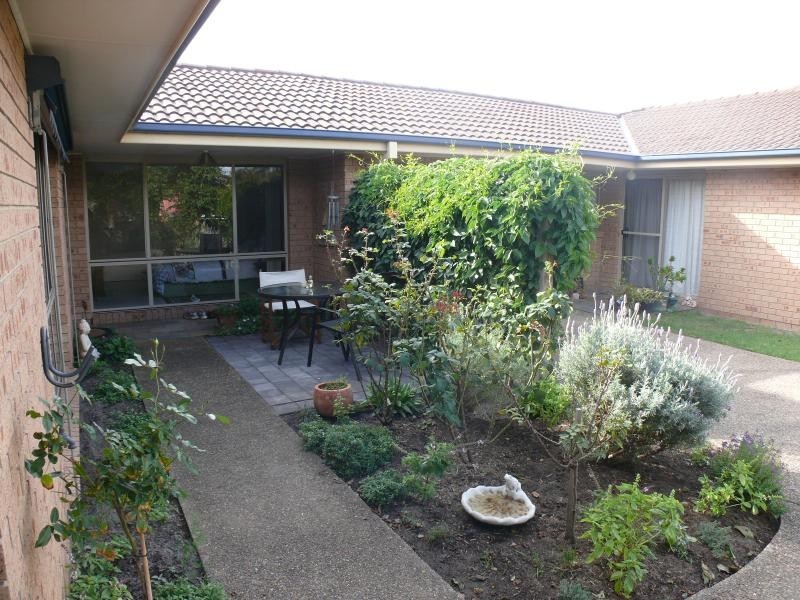 2/68 Headland Dr, Tura Beach NSW 2548