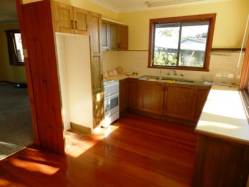 31 Phillip St, Wolumla NSW 2550