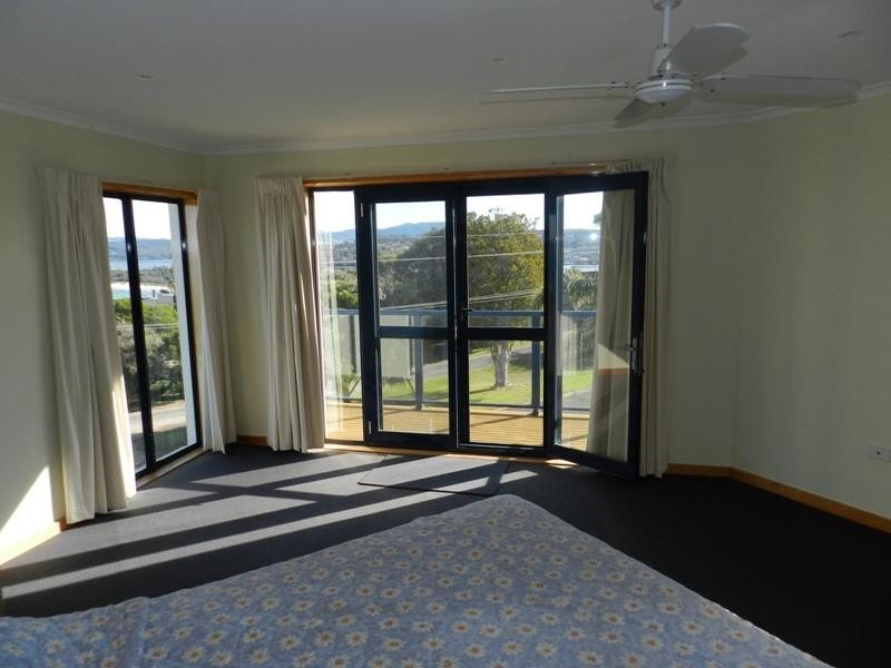 34 Hill  St, Merimbula NSW 2548