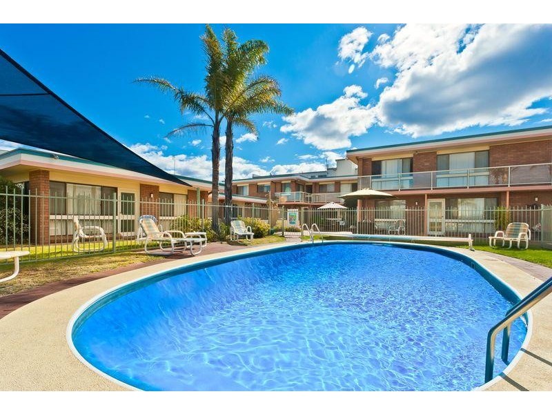 1/37 Ocean Dr, Merimbula NSW 2548