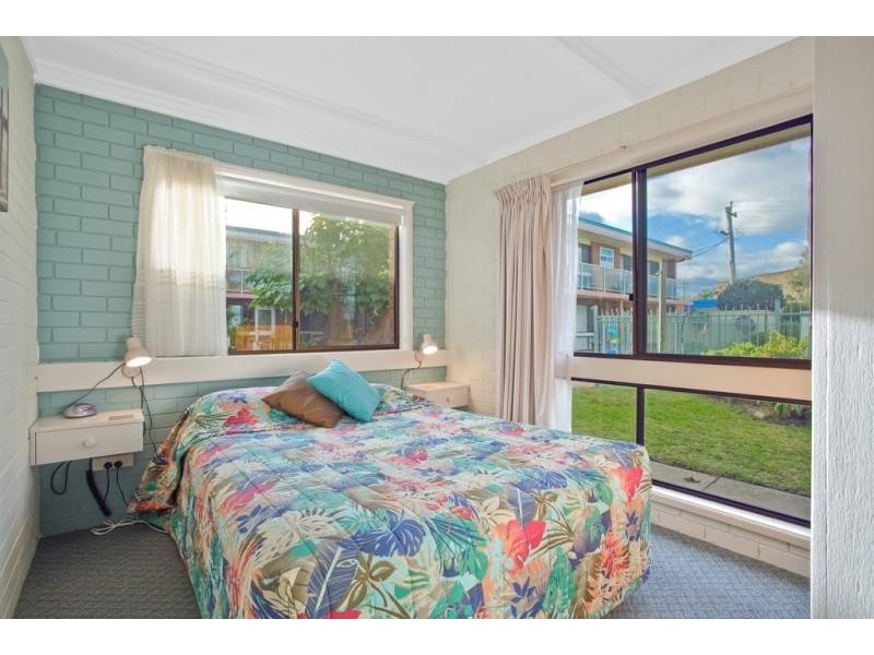 1/37 Ocean Dr, Merimbula NSW 2548