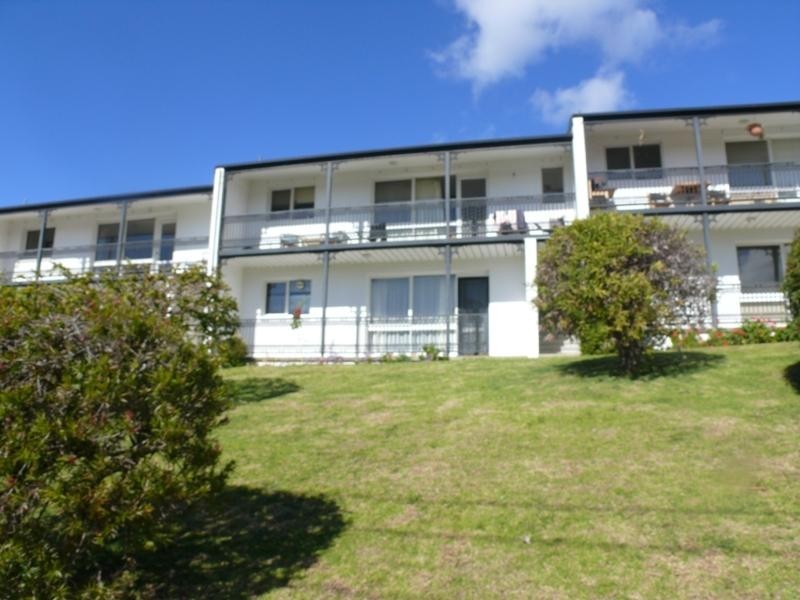 2/11 Kyeamba  St, Merimbula NSW 2548