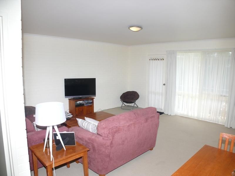 2/11 Kyeamba  St, Merimbula NSW 2548