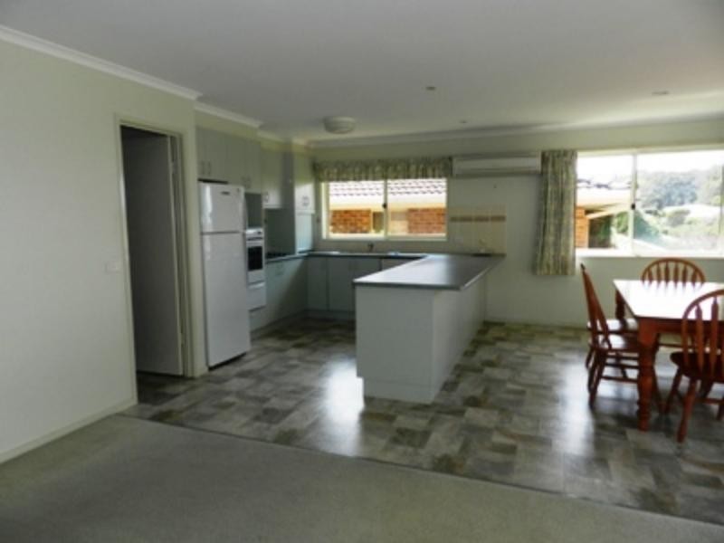2/68 Golf  Cct, Tura Beach NSW 2548