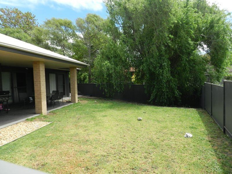 7 Dolphin Cres, Eden NSW 2551