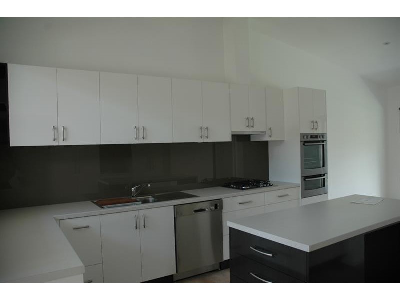 2/28A Elizabeth  Pde, Tura Beach NSW 2548