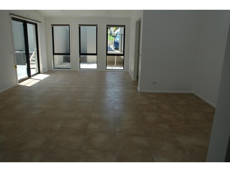 2/28A Elizabeth  Pde, Tura Beach NSW 2548