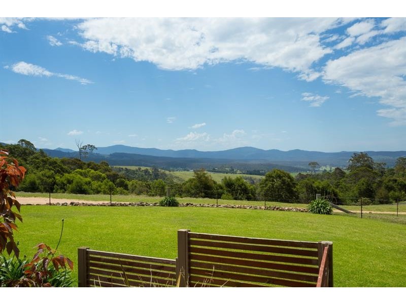 51 Mcgraths Rd, Lochiel NSW 2549