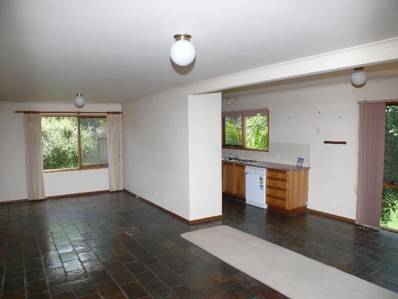 12 Berrambool Dr, Merimbula NSW 2548