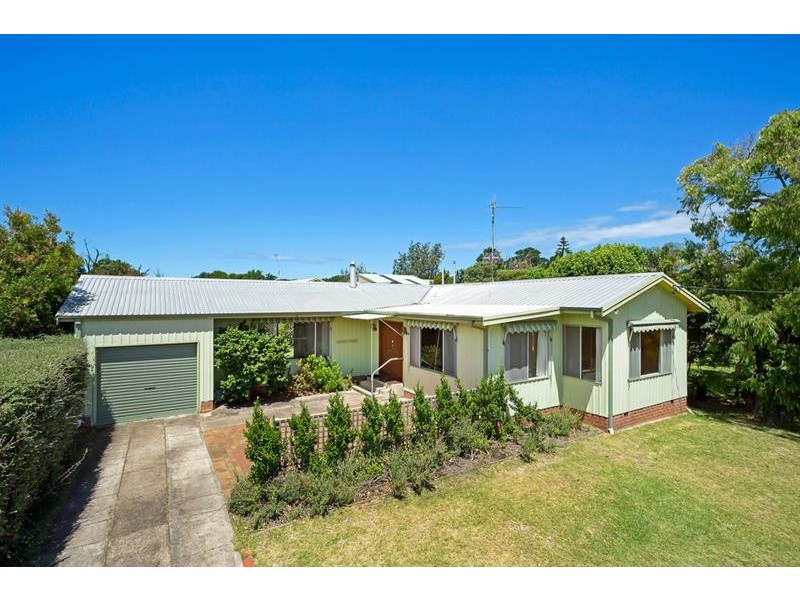 4 Hill St, Merimbula NSW 2548